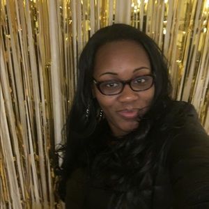 Meet your Posher, Alisha